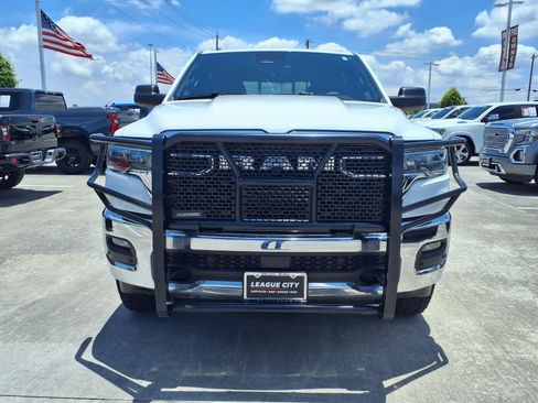 Used 2025 RAM 1500 Tradesman AWD/4WD image 5