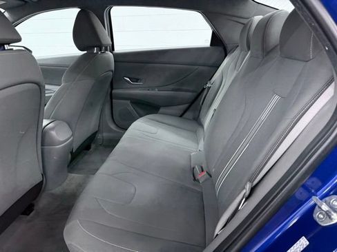 Used 2023 Hyundai Elantra SEL FWD image 20