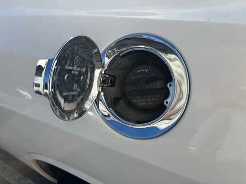 Used 2009 Dodge Challenger R/T image 52