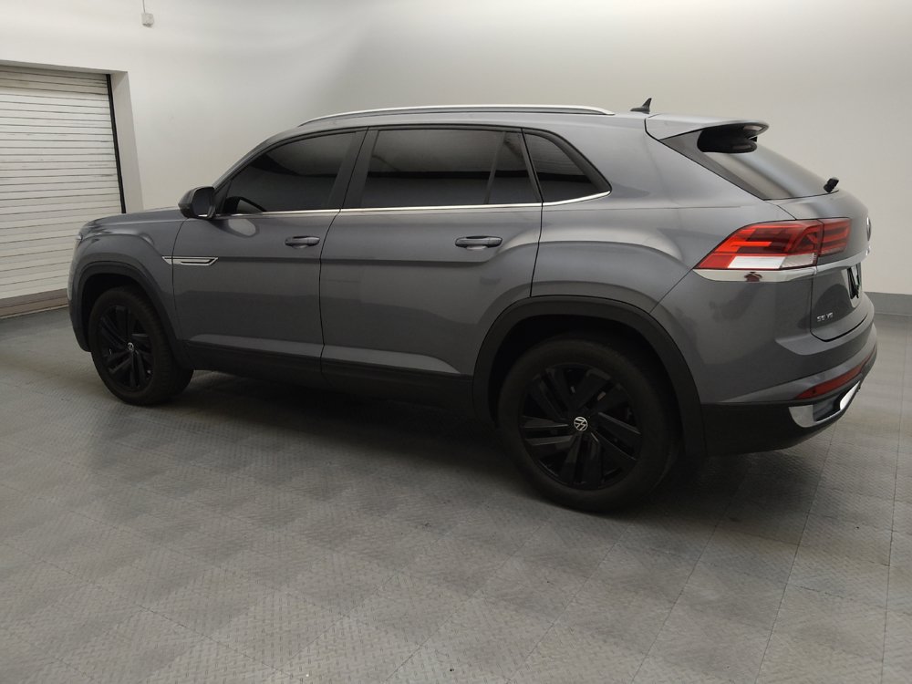 Used 2022 Volkswagen Atlas Cross Sport SE FWD image 3