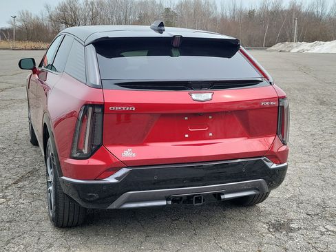 New 2026 Cadillac Optiq Sport 1 image 6