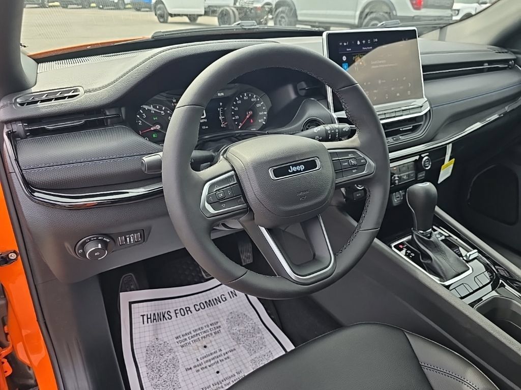 New 2026 Jeep Compass Latitude AWD/4WD image 14