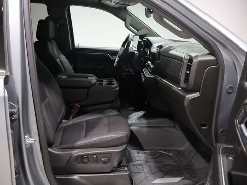 Used 2025 Chevrolet Silverado 1500 LTZ w/ Z71 Off-Road Package AWD/4WD image 22