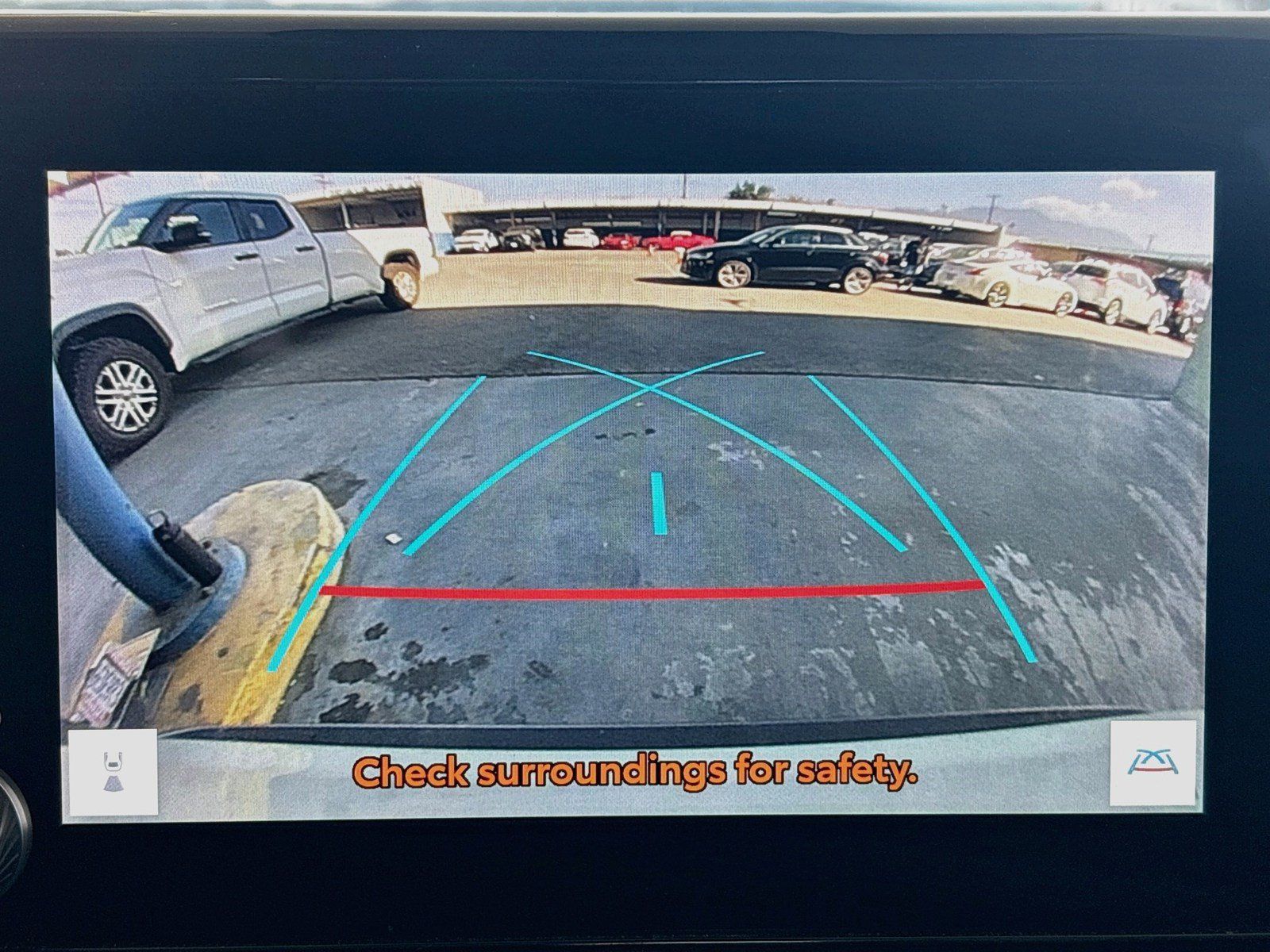 Used 2023 Toyota RAV4 XLE w/ Convenience Package FWD image 10