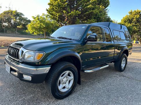 Used 2001 Toyota Tacoma PreRunner RWD image 5