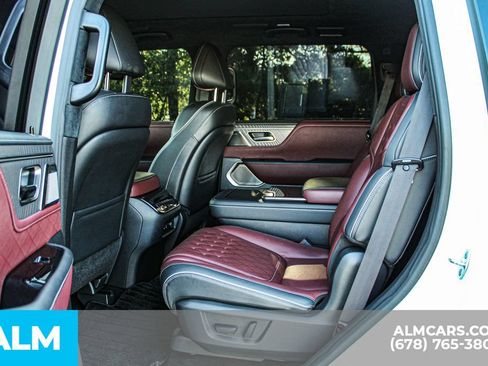 Used 2025 INFINITI QX80 Autograph AWD/4WD image 17