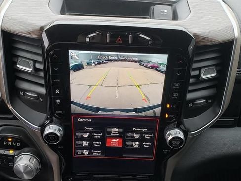 Used 2019 RAM 1500 Laramie AWD/4WD image 23