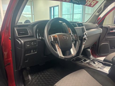 Used 2022 Toyota 4Runner SR5 image 11