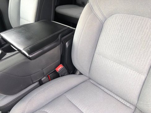 Used 2021 RAM 1500 Big Horn image 23