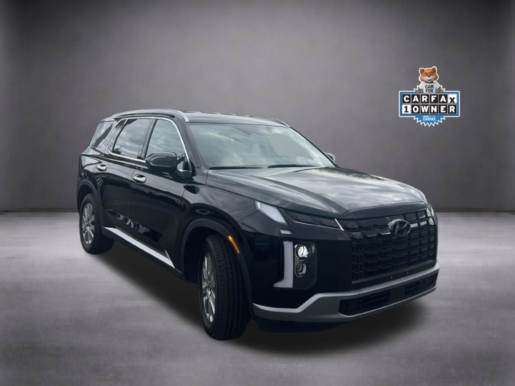 Certified 2025 Hyundai Palisade SEL FWD image 2