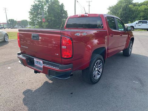 Used 2021 Chevrolet Colorado W/T w/ Custom Special Edition image 4