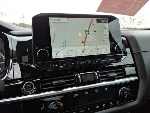 Certified 2023 Nissan Pathfinder SL w/ SL Premium Package image 11