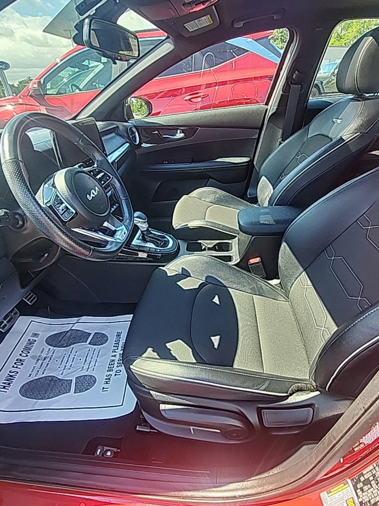 Used 2024 Kia Forte GT-Line w/ GT-Line Premium Package FWD image 15
