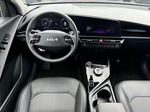 Used 2024 Kia Niro Wind FWD image 14