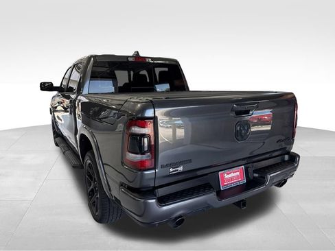 Used 2022 RAM 1500 Laramie AWD/4WD image 5