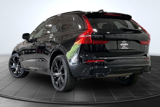 Certified 2024 Volvo XC60 T8 Ultimate AWD/4WD image 16