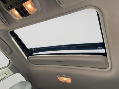 Used 2021 Subaru Crosstrek 2.5i Sport w/ Moonroof Package image 13