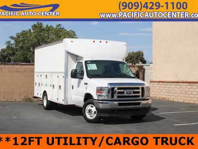 Used 2023 Ford E-450 and Econoline 450 Super Duty w/ Power Windows & Locks Group