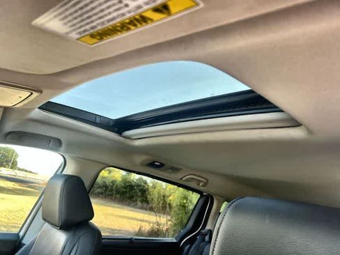 Used 2025 Honda Odyssey EX-L image 32