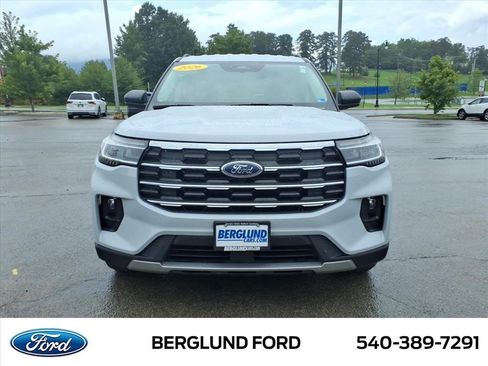 Used 2026 Ford Explorer Active w/ Active Comfort Package AWD/4WD image 10