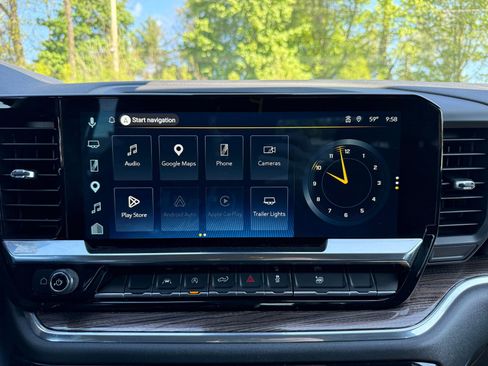 Certified 2025 Chevrolet Silverado 1500 LT AWD/4WD image 31