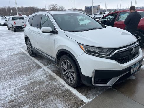 Used 2020 Honda CR-V Touring image 2