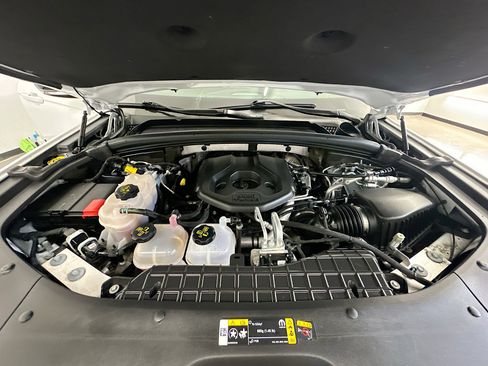 Used 2023 Jeep Grand Cherokee 4WD 4xe image 36