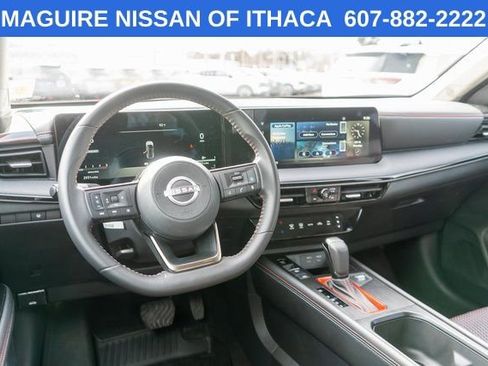 Used 2025 Nissan Kicks SR AWD/4WD image 13