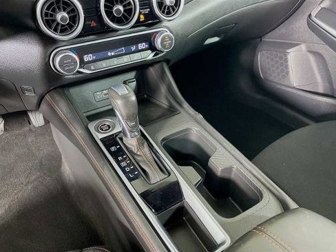 Certified 2022 Nissan Sentra SR w/ Midnight Edition image 14