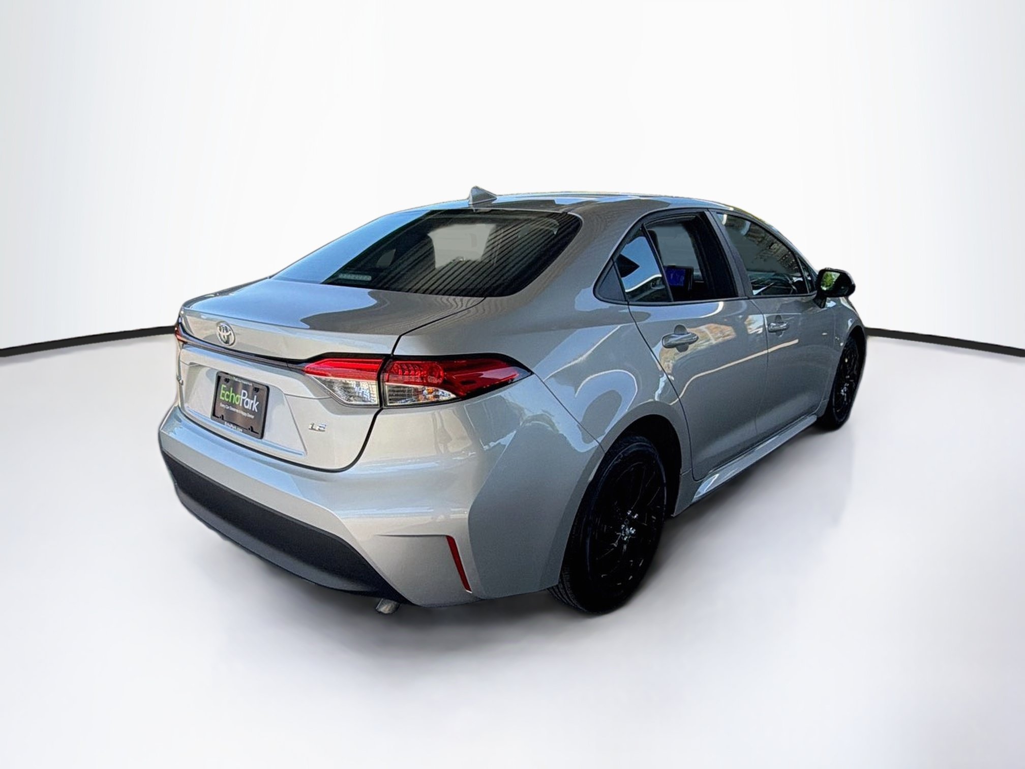 Used 2024 Toyota Corolla LE FWD image 9