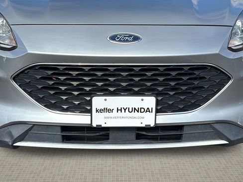 Used 2021 Ford Escape SEL image 9