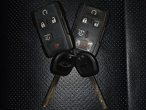 Used 2020 Chevrolet Tahoe LS w/ Enhanced Driver Alert Package AWD/4WD image 32