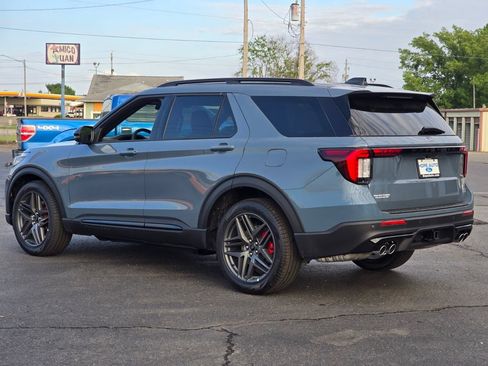 New 2026 Ford Explorer ST AWD/4WD image 3