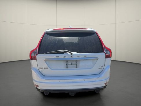 Used 2017 Volvo XC60 T6 R-Design w/ Climate Package AWD/4WD image 6