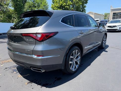 Used 2024 Acura MDX SH-AWD w/ Technology Package image 6
