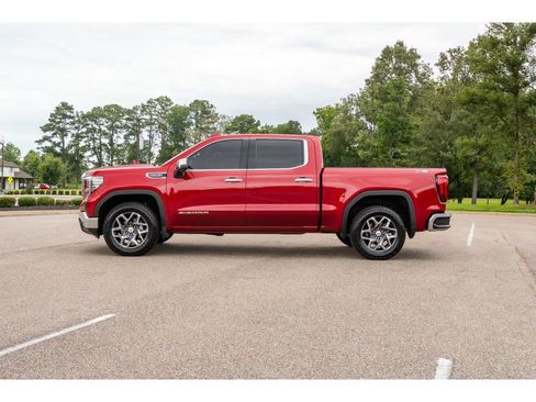 Used 2025 GMC Sierra 1500 SLT w/ SLT Premium Plus Package AWD/4WD image 8