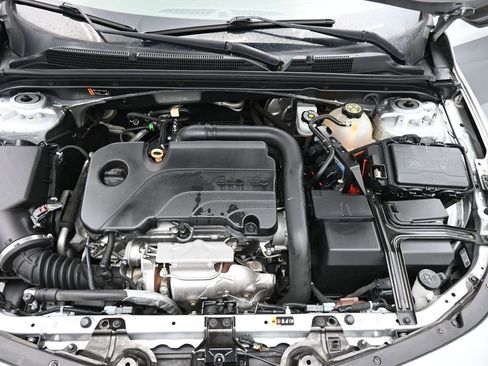 Used 2022 Chevrolet Malibu LT image 14