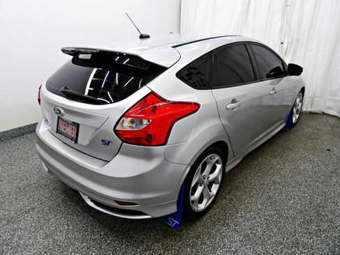 Used 2013 Ford Focus ST FWD image 6