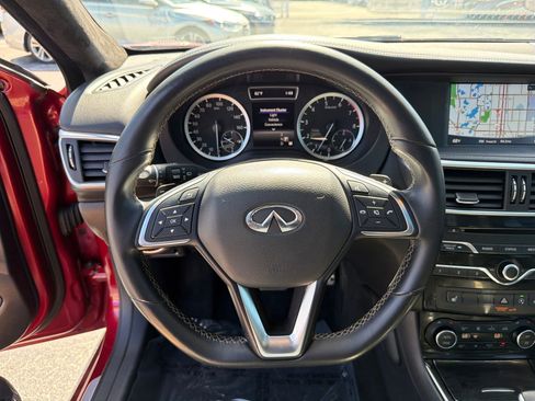 Used 2018 INFINITI QX30 Sport w/ Sport Leather Package image 13