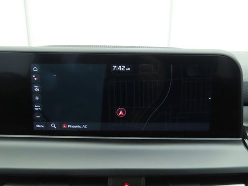 Used 2024 Kia Seltos S image 16