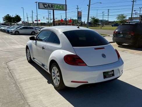 Used 2014 Volkswagen Beetle 2.5 FWD image 9