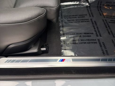 Certified 2024 BMW 760i xDrive w/ Executive Package AWD/4WD image 34