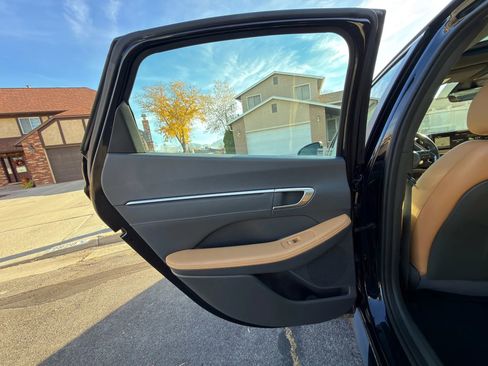 Used 2021 Hyundai Sonata Limited w/ Cargo Package image 21