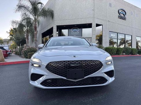 Used 2022 Genesis G70 2.0T image 7