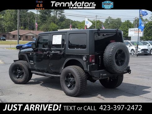 Used 2018 Jeep Wrangler Unlimited Sport S AWD/4WD image 7