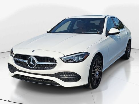 Used 2025 Mercedes-Benz C 300 Sedan image 11