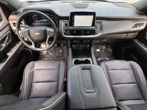 Used 2023 Chevrolet Tahoe Premier AWD/4WD image 28