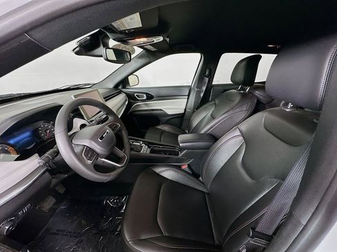 Certified 2024 Jeep Compass Limited AWD/4WD image 31