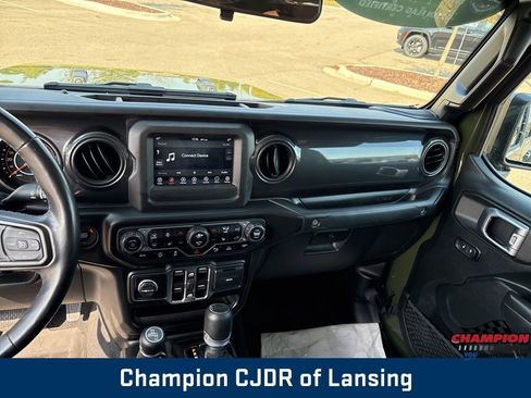 Used 2022 Jeep Gladiator Sport image 24