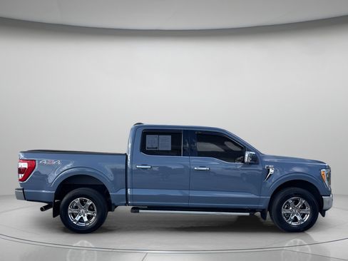 Used 2023 Ford F150 Lariat image 2